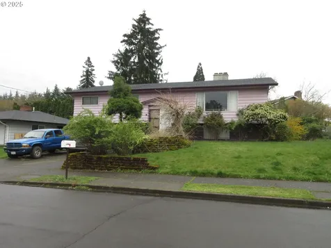 13122 NE Morris Court Portland OR 97230