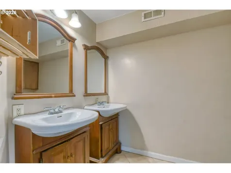 380 Thompson Street Heppner OR 97836