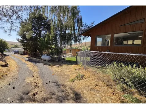 380 Thompson Street Heppner OR 97836