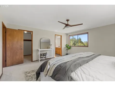 18839 SE Tickle Creek Court Boring OR 97009