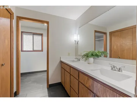18839 SE Tickle Creek Court Boring OR 97009
