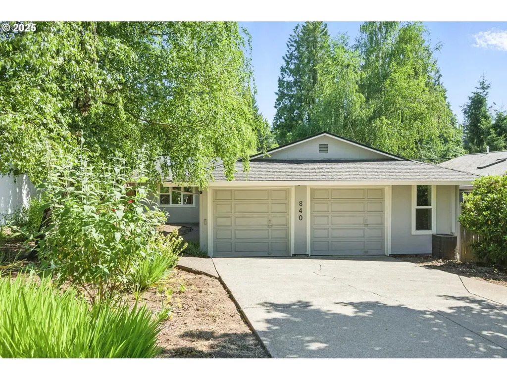 840 SW Dolph Street Portland OR 97219