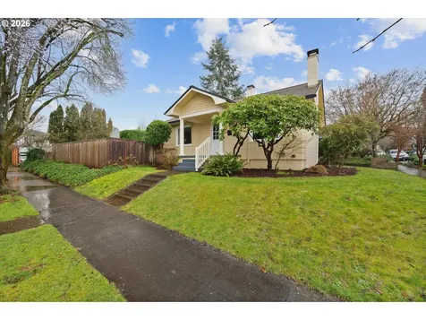 6106 SE Clinton Street Portland OR 97206