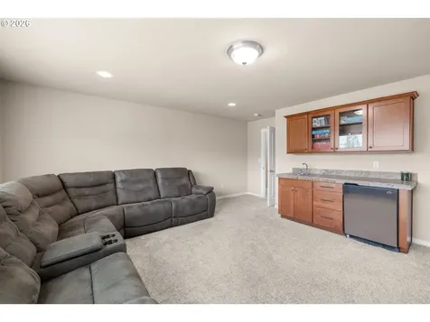 906 36th Place Forest Grove OR 97116