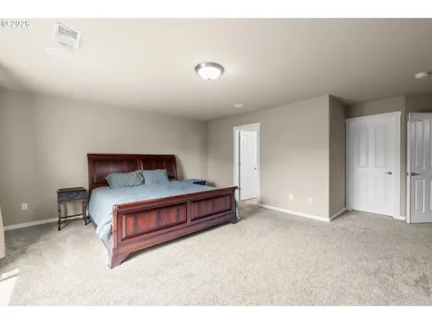 906 36th Place Forest Grove OR 97116