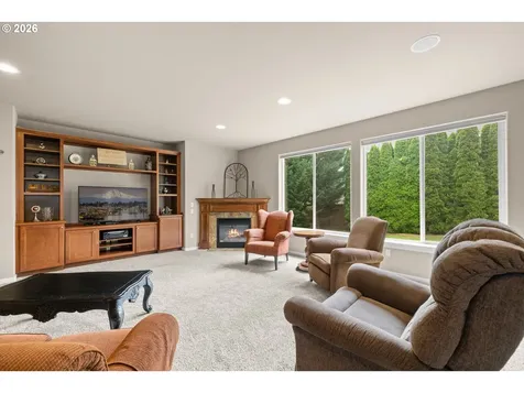 906 36th Place Forest Grove OR 97116