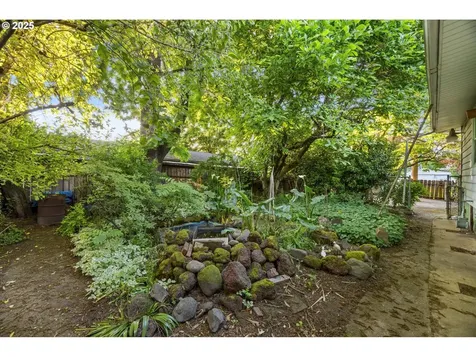 118 NE Russet Street Portland OR 97211