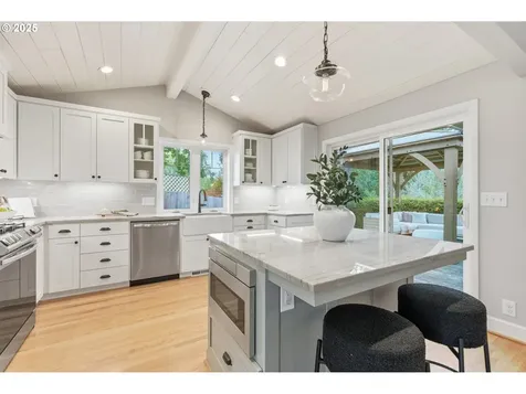 12580 SW Faircrest Street Portland OR 97225