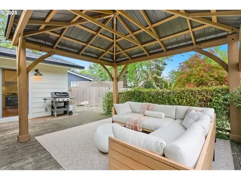 12580 SW Faircrest Street Portland OR 97225