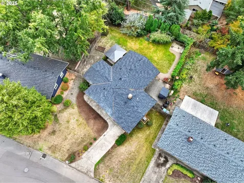 12580 SW Faircrest Street Portland OR 97225