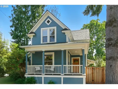 3280 SE Madison Street Portland OR 97214