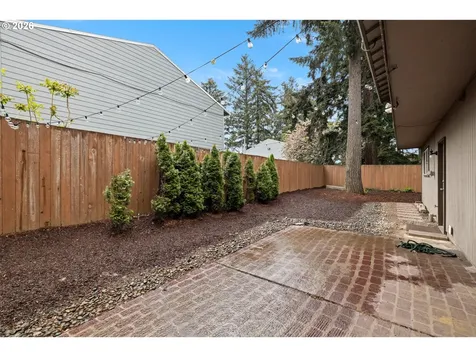 105 SE 165th Avenue Portland OR 97233