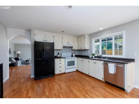 2610 SW 204th Avenue Beaverton OR 97003