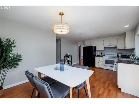 2610 SW 204th Avenue Beaverton OR 97003