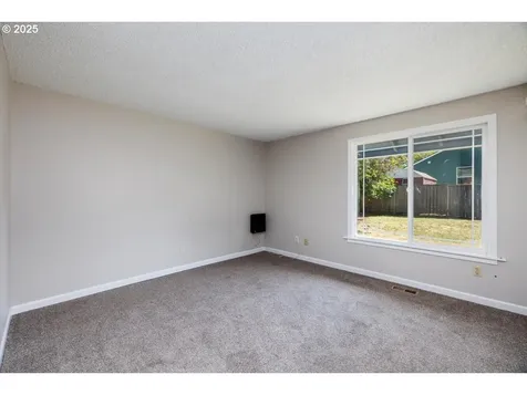 2610 SW 204th Avenue Beaverton OR 97003
