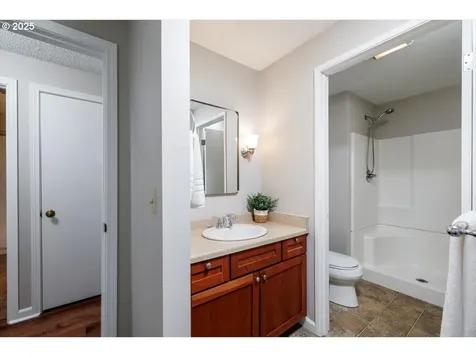 2610 SW 204th Avenue Beaverton OR 97003