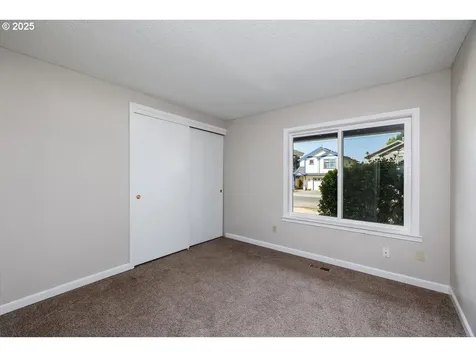 2610 SW 204th Avenue Beaverton OR 97003