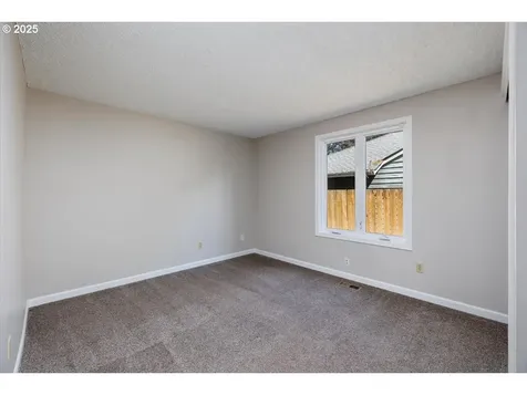 2610 SW 204th Avenue Beaverton OR 97003