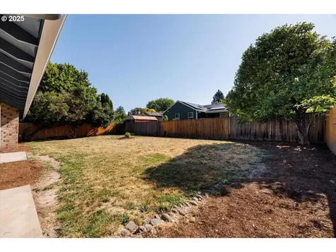 2610 SW 204th Avenue Beaverton OR 97003