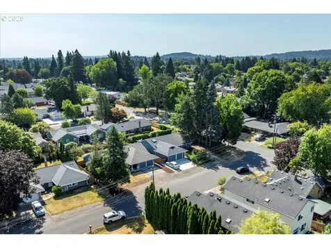 2610 SW 204th Avenue Beaverton OR 97003
