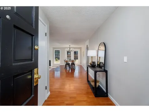 2610 SW 204th Avenue Beaverton OR 97003
