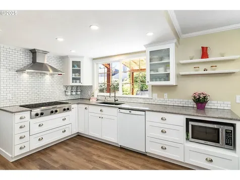 3449 NE West Devils Lake Road Lincoln City OR 97367