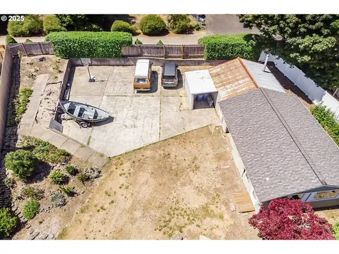 3449 NE West Devils Lake Road Lincoln City OR 97367