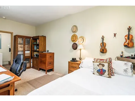 3449 NE West Devils Lake Road Lincoln City OR 97367