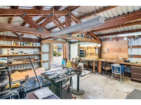 3449 NE West Devils Lake Road Lincoln City OR 97367