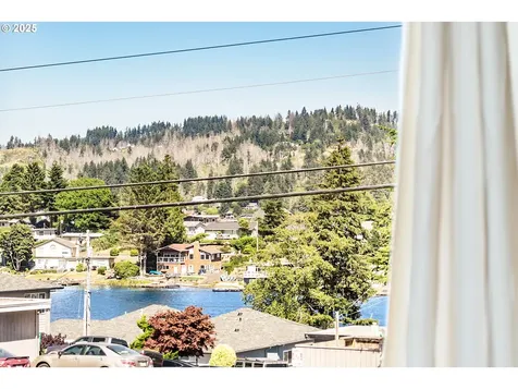 3449 NE West Devils Lake Road Lincoln City OR 97367