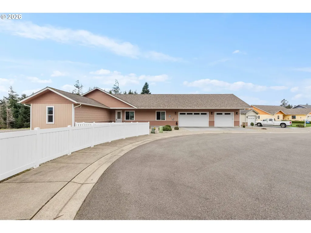 63404 Nathan Drive Coos Bay OR 97420