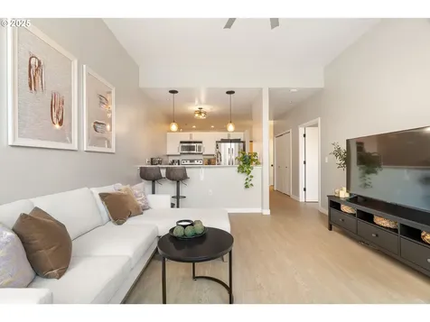 1125 NW 9th Avenue Portland OR 97209
