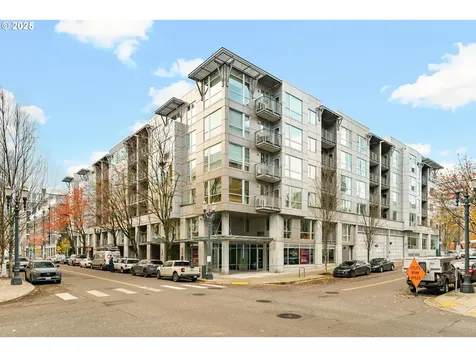 1125 NW 9th Avenue Portland OR 97209