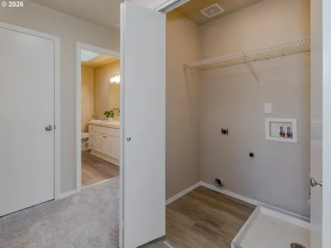 5515 L Street Washougal WA 98671