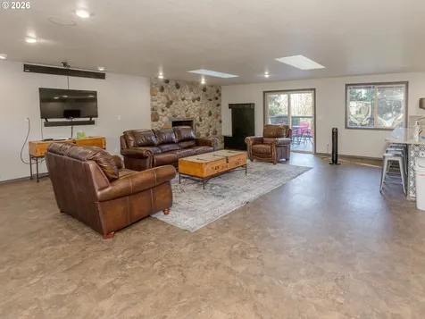 5515 L Street Washougal WA 98671