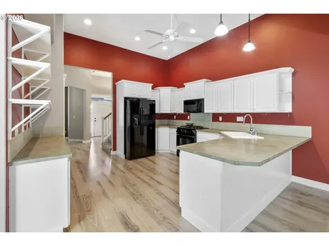 1641 E Heitman Avenue La Center WA 98629