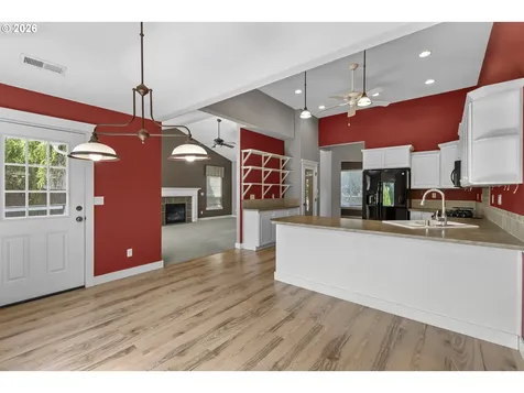 1641 E Heitman Avenue La Center WA 98629
