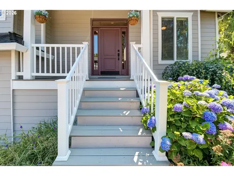1641 E Heitman Avenue La Center WA 98629