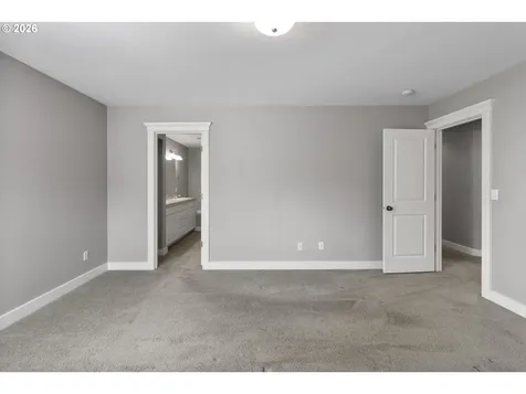 1641 E Heitman Avenue La Center WA 98629