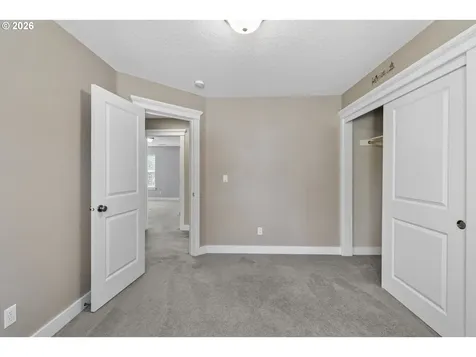 1641 E Heitman Avenue La Center WA 98629