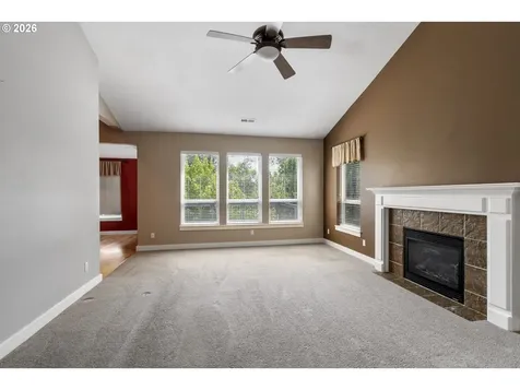 1641 E Heitman Avenue La Center WA 98629