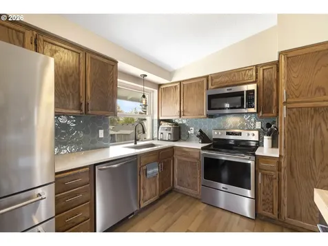 200 E Foothills Drive Newberg OR 97132