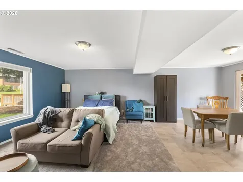200 E Foothills Drive Newberg OR 97132