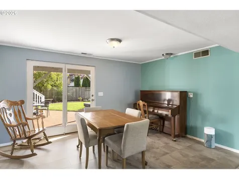 200 E Foothills Drive Newberg OR 97132