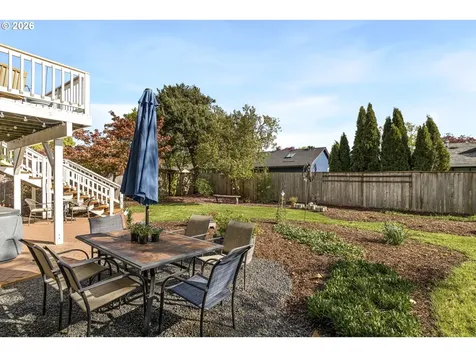 200 E Foothills Drive Newberg OR 97132