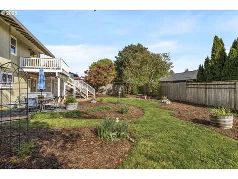 200 E Foothills Drive Newberg OR 97132