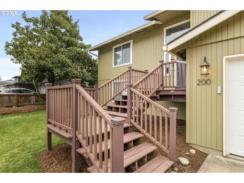 200 E Foothills Drive Newberg OR 97132