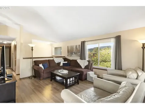 200 E Foothills Drive Newberg OR 97132