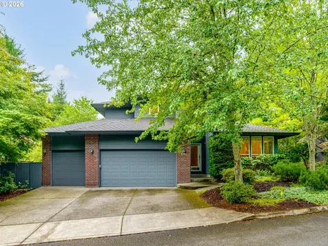9731 NW Bartholomew Drive Portland OR 97229