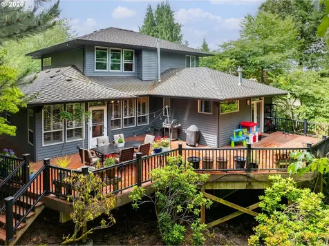 9731 NW Bartholomew Drive Portland OR 97229